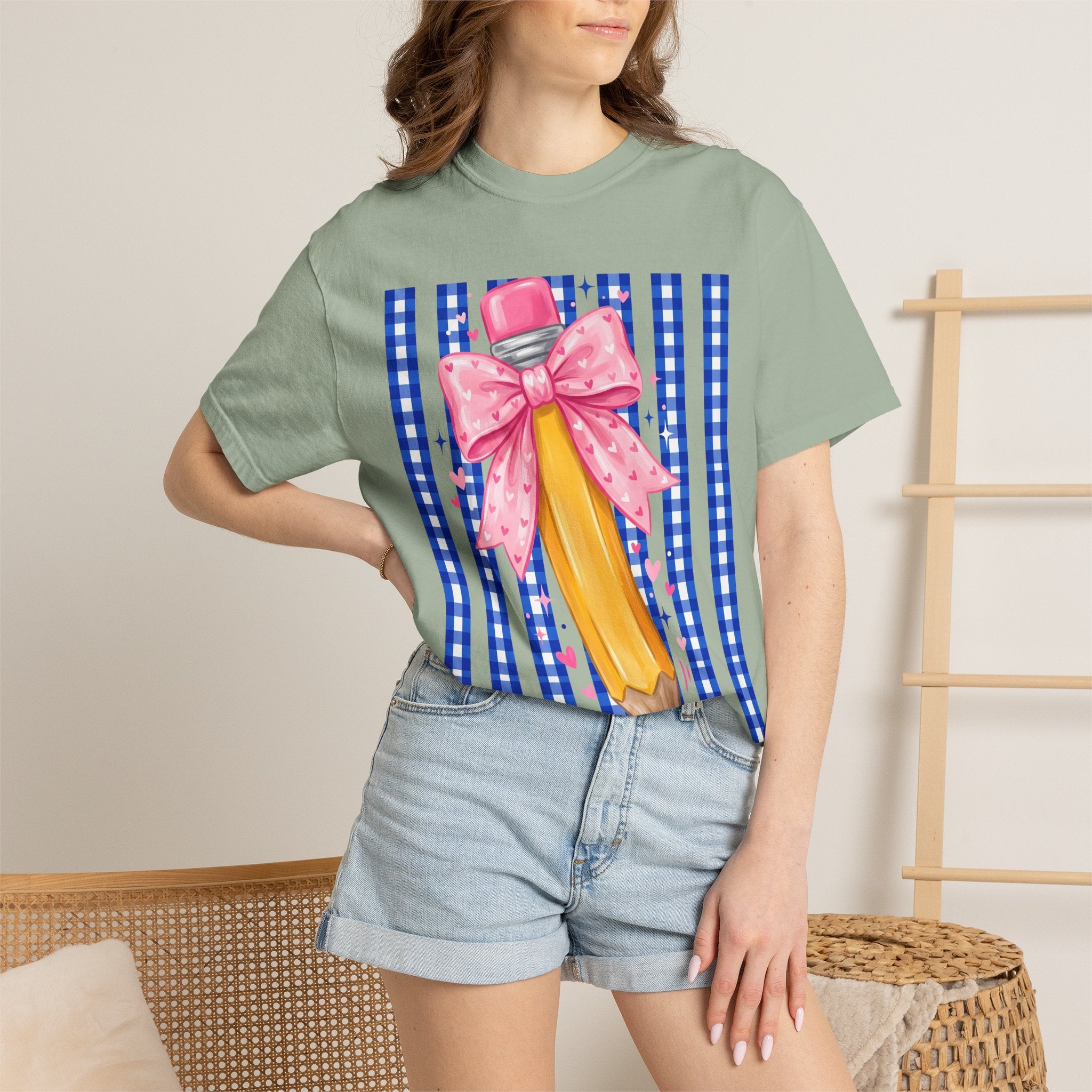 Pencil bow teacher T-shirt
